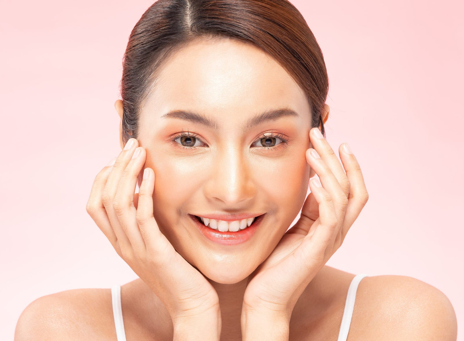 水油平衡Water & Oil Balance JUSTT BEAUTHY 唯美健康 營養亮肌美容油 Facial Oil + 保濕精華 滴雞精 中西醫結合研製 保健養生優質營養滴雞精 最高的蛋白質BCAA總支鏈氨基酸含量 準備懷孕 (女士,男士) 孕婦 產婦 銀髮族 上班族 小朋友 手術後康服病人 大眾抗疫滴雞精療程 - 聯絡我們 常見問題